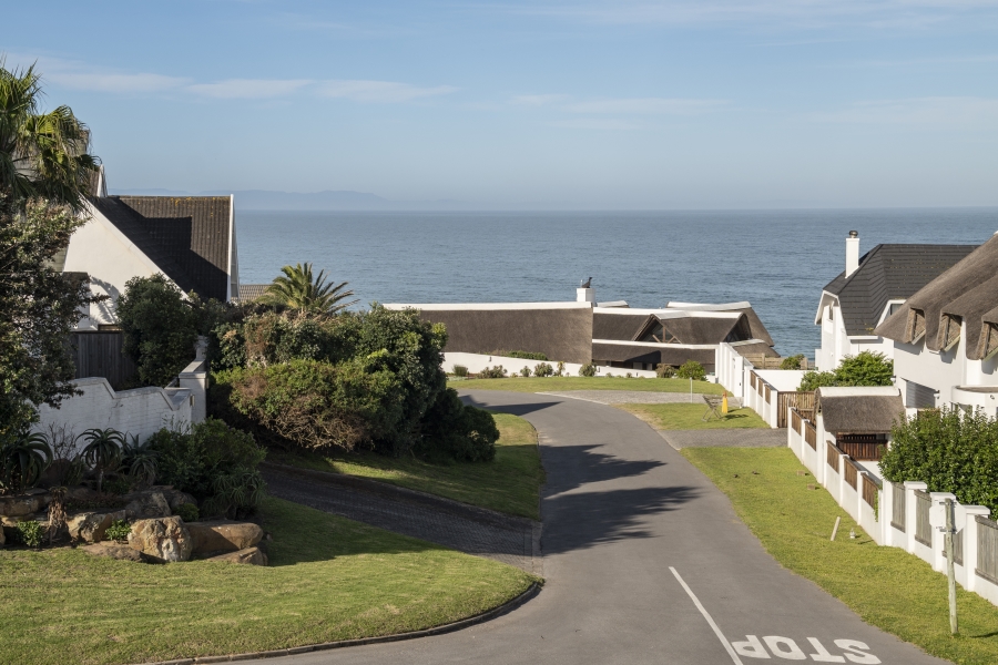 5 Bedroom Property for Sale in St Francis Bay Village Eastern Cape